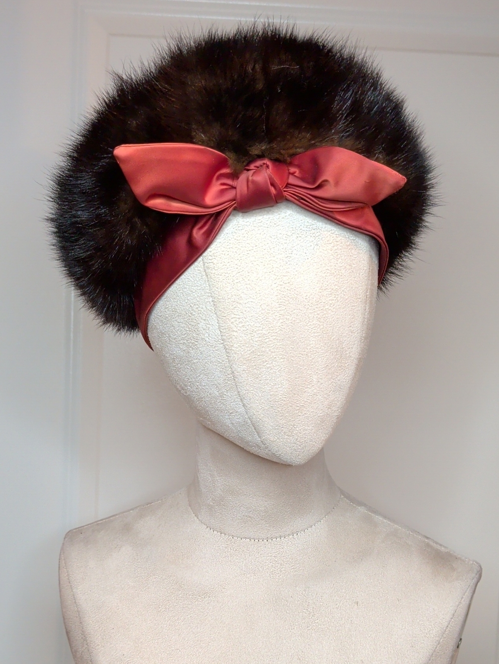Vintage 60s I Magnin Brown Real Fur Hat Orange Satin Bow Trim MCM SZ 22.5"